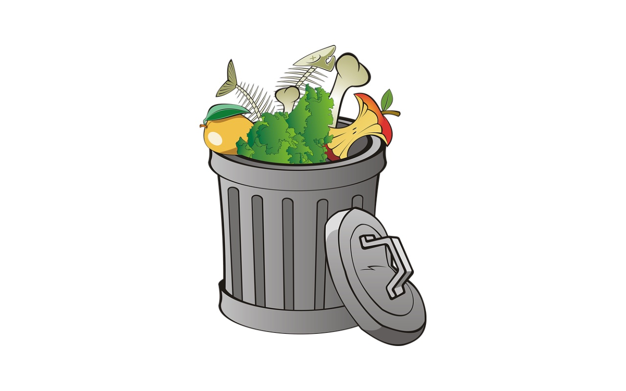 Как избавиться от противного запаха из мусорной корзины