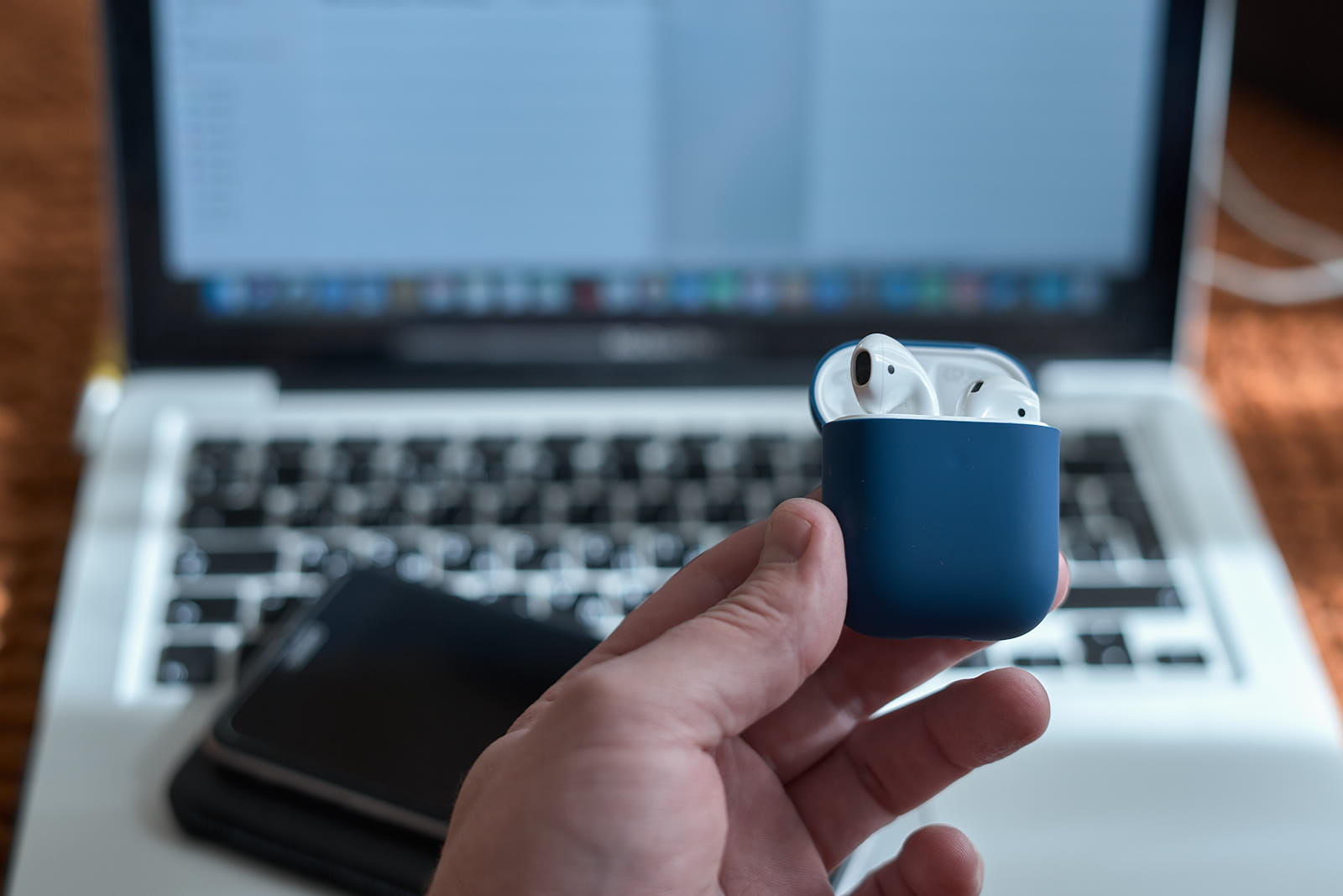 Все фишки AirPods второго поколения