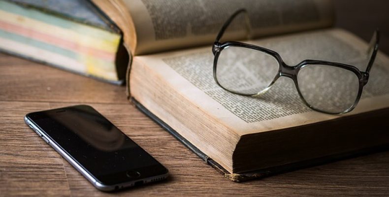 Как управлять iPhone голосом без Siri и интернета