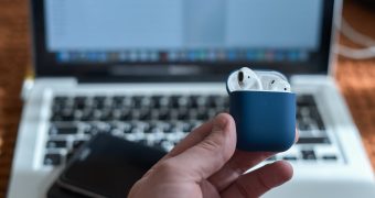 Все фишки AirPods второго поколения